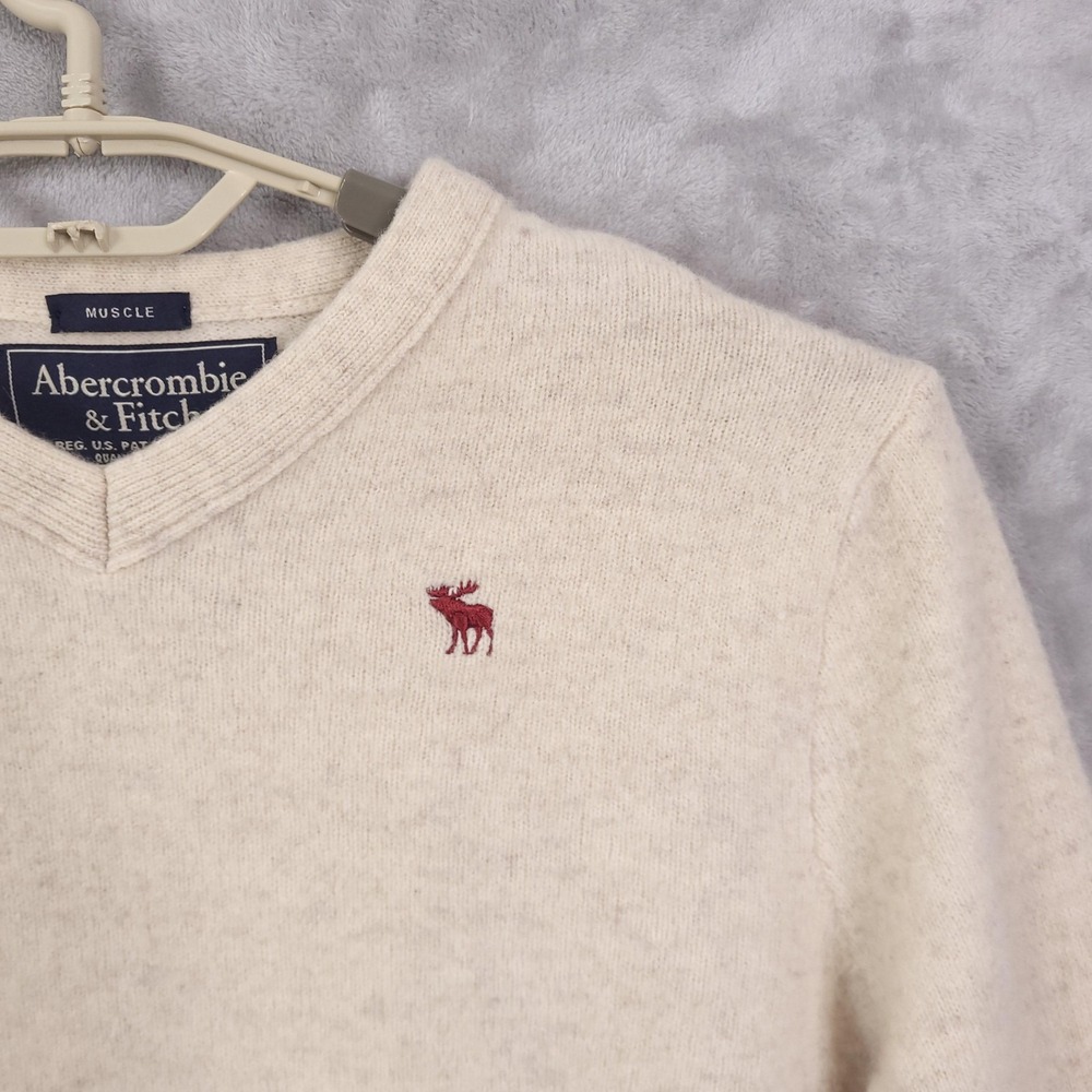 Abercrombie & Fitch Wool Sweater Womens Medium White V Neck Muscle Fit Knit - Picture 5 of 13